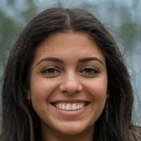 Kellie Swan's Instagram, Twitter & Facebook