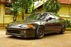 Pasalnya penjualan motor matic honda mampu mengalahkan yamaha dan suzuki yang menjadi rival terberatnya. Totalitas Bikin Honda Civic Genio Tampil Street Racing Adopsi Gaya Jdm Gridoto Com