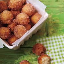 Beignets Aux Pommes Recipe Ricardo Recipe Food Dessert Recipes