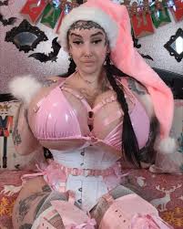 LotteOddities - Free nude pics, galleries & more at Babepedia