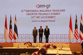 Citizens of brunei darussalam, cambodia, indonesia, lao people's democratic republic, malaysia, myanmar, the philippines, singapore, thailand, timor leste, and vietnam. Home Indonesia Malaysia Thailand Growth Triangle Imt Gt
