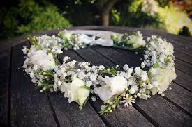 White Floral Crown Lisianthus Daisies Gypsophila Spray Roses White Floral Crowns White Spray Roses Beautiful Wedding Flowers