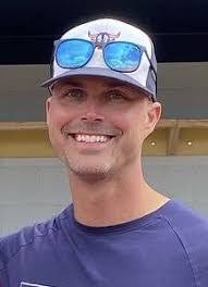 Shelley Mosher's Instagram, Twitter & Facebook