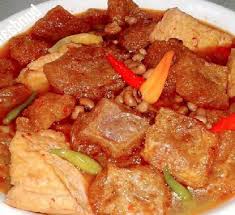 Panaskan minyak goreng, masukkan kentang dan goreng hingga berubah warna menjadi kecoklatan anda bisa menjadikan sambal goreng krecek sebagai salah satu alternatif menu makan siang yang disajikan lengkap dengan nasi putih hangat. Resep Sambal Goreng Krecek Enak 4 Bumbu Spesial Mengundang Selera Blog Chef Ruldo