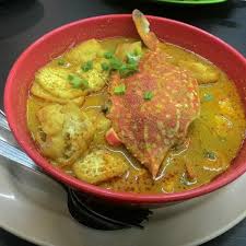 Cara mudah untuk menyediakan hidangan mi kari chinese style yang sangat sedap dan sesuai dimasak untuk majlis rumah terbuka. Mee Kari Ketam Seksyen 7