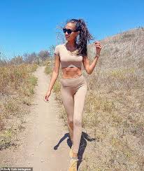 You have laughed with these iconic female. Victoria S Secret Model Kelly Gale Shows Off Her Ripped Abs In Tight Activewear 247 News Around The World