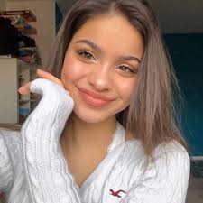 You can find all type of hairstyles over here,which includes; Yasmin Amneeria Instagram Fotos Und Videos Brown Hair Selfie Pretty Selfies Yasmin
