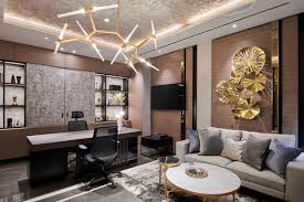 Interior kantor minimalis modern saat ini menjadi desain interior kantor favorit bagi mereka yang memiliki jenis kantor sederhana dan minimalis. Desain Interior Kantor Modern Kontemporer Berkelas Dan Elegan Halaman All Kompas Com