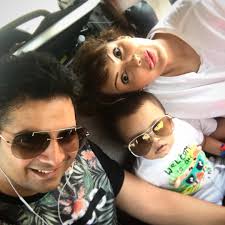 He rose to prominence with the role as naitik singhania in yeh rishta kya kehlata hai. Karan Mehra Posts A Family Picture On His 36th Birthday Along With Nisha Rawal And Kavish Mehra