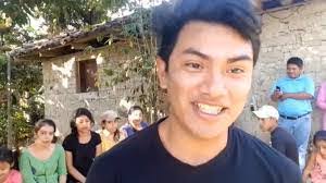 Efrain Boutron's Instagram, Twitter & Facebook