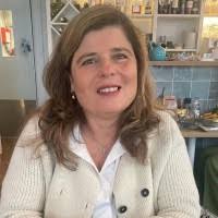 90+ 'Suzanne' profiles