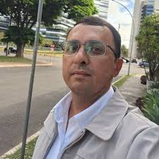 Marlon Menezes (@MarlonCMenezes)