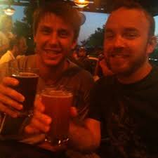 DREW'S AMERICAN GRILL