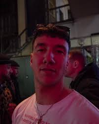 Wayne newman (@weezy.f.barber) • Instagram photos and videos