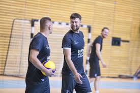 His birthday, what he did before fame, his family life, fun trivia facts, popularity rankings, and more. Michal Kubiak Na Treningu Vervy Warszawa Supersensacja Transferowa Super Express