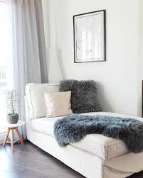 Du Bist Auf Der Suche Nach Einem Vielseitigen Mobelstuck Das Nicht Jeder Hat Das Daybed Konnte Dann Genau Das Richtige Fur Dich Kissen Sofa Recamiere Zimmer