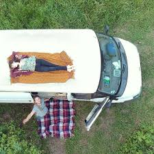 Sur Les Toits Du Monde Vanlife Vanconvertion Vanlifers Van Life Van Skateboard