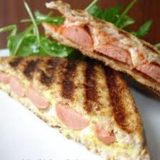 Croque Monsieur Hawaien Poulet Tomate Et Ananas Croque Monsieur 20 Recettes Qui Revisitent Le Celebre S Recettes De Cuisine Recette Croque Monsieur Recette