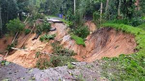 It a small, but pretty spread out village. Pahangmedia On Twitter Laporan Bencana Jalan Persekutuan Jenis Kejadian Tanah Runtuh Tarikh 03 01 2021 Masa 11 50 Daerah Bentong No Laluan Ft218 Nama Jalan Jalan Bentong Raub Lama Seksyen 3 00 Lokasi Landmark Tanah Jrd