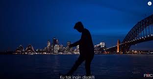 Aku berhenti berhenti berharap tuk mendapatkan cinta darimu tak bisa kau melihat besarnya cinta ini padamu. Lirik Lagu Selamat Tinggal Sayang Haqiem Rusli Qiemilio Arnamee Blogspot