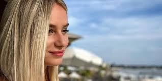 Alicia Bruno's Instagram, Twitter & Facebook