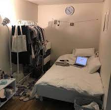 Teknik hias bilik tidur youtube deco bilik tidur kecil simple, tip deko rumah kecil seperti apartment kondo atau flat petua 9 cara hias bilik tidur yang simple tapi awesome warna hiasan tips. Interiors ã¨ã˜ã¾ã¨ Ø¹Ù„Ù‰ ØªÙˆÙŠØªØ± Cute Amp Cosy Abang Toji Bilik Tidur Saya Kecil Dan Sempit Saya Tak Tahu Macamana Nak Deko Supaya Nampak Besar Saya Klaustrofibik Fafau Bilik Kecil Boleh Dibesarkan