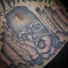 Grillz, jewlery, drip aesthetic, aesthetic, tats, tattoo, girl, grunge, y2k, 2000s, 90s, gold, silver, diamonds, sparkles, iced out, rapper, lil uzi, lil peep, lil tracy, playboi carti, playboy, gangsta, gangster, baddie, couple, guy, fashion, hip hop jewlery, chains, niki. Bellybutton Skimask Tattoo Tattooworkers Tattoosnob Flickr