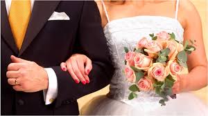 The glitzy goth rocker's wife of just over a year, model and von teese and manson (real name: Coronavirus How Lockdown Interrupted Wedding Plans Bbc News