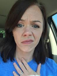 Why I'm holding it like that 🤷🏻‍♂️👨🏻‍🎓🙂 kindergarten grads