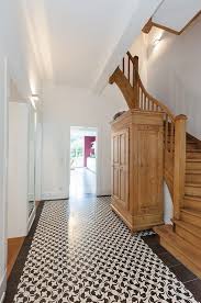 Via Zementfliesen Eingang Black White Musterboden Interiordesign Familienleben Wood Concrete Landhaus Einrichtung Treppe Haus Altbau Treppenhaus