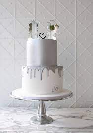 Dripcakes Drip Cakes Cakes Cake Weddingcakes Silver Wedding Cake Metallic Cake Drip Cakes