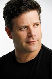 MIKE QUINN is also joining us at London Film & Comic Con! Mike is best  known as Nien Nunb in the Star Wars franchise, appearing as the character  in 4 of the