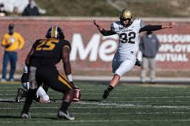What college teams played in the first thanksgiving football game. Sarah Fuller With A Kickoff Is The First Woman To Play Football In A Power 5 Game The New York Times