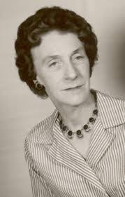 Loretta Stark's Instagram, Twitter & Facebook