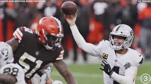 While explaining fan attack to cops. Myles Garrett Suffers Knee Injury In Browns Loss To Raiders Wkyc Com