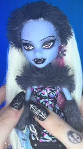 Monster High Shadow Abbey