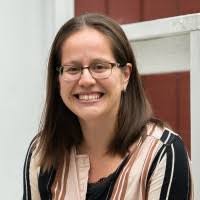 Kimberly Dwyer's Instagram, Twitter & Facebook