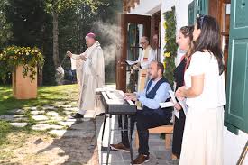 Das kloster erhielt außerdem stiftungen von den familien der eintretenden klosterfrauen und konnte aus seinen erwirtschafteten überschüssen weitere besitztümer erwerben. Das Neue Waldhaus Die Neue Sudtiroler Tageszeitung