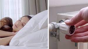 Nur die wenigsten wissen, dass das schlafen in geheizten. Schlaf Im Winter Das Ist Die Perfekte Raumtemperatur Fur Gesunden Schlaf Stern De