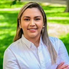 Elizabeth Sedano's Instagram, Twitter & Facebook