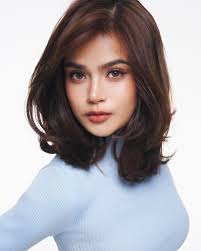 singing 'Asa Naman' with my fave singer! ughhh such a precious little kid.  check out my first video with my nephew