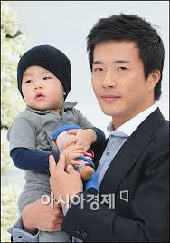 One of which was 'friend,' the highest grossing korean film at the time. More Photos Jang Dong Gun And Ko So Young S Wedding Hancinema