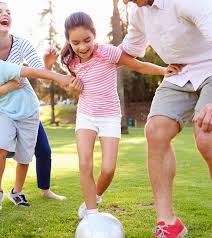 The first official badminton club was established in bath, united kingdom, in 1877. 10 Fun Games To Play At The Park With Your Kids