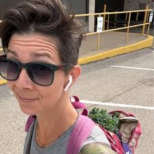 Carrie Field (@im_a_carrie) • Threads, Say more