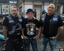 View club history, clubhouse photos, crimes and more. Brothers Mc Germany Riesen Polizeiaufgebot Wegen Rockerclub In Wiehl Nrw Oberberg News On Tour Hat Polizei Und Rocker Zu Wort Kommen Lassen Mit 3x Videos News On Tour De
