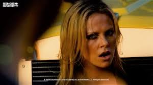 That moment when you're fighting in the middle of the city: Hancock (HD  CLIP)