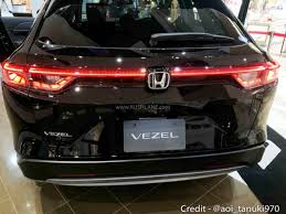 That is not this kind of great news in any way because the subcompact suv continues to deliver some obsolete capabilities and solutions. 2021 Honda Hrv Suv Detailed In Real World Photos Exteriors Interiors