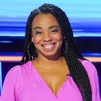 Traci Mack's Instagram, Twitter & Facebook