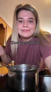 Dexter Broughton's Instagram, Twitter & Facebook