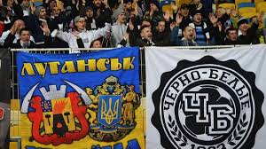Заря спокойно обыгрывает ингулец, шахтер на выезде громит мариуполь, а динамо продолжает свою беспроигрышную серию: Ingulec Zarya Pravoohraniteli Zhestko S Primeneniem Dubinok I Slezotochivogo Gaza Izbili Ultras Luganchan Futbol 24